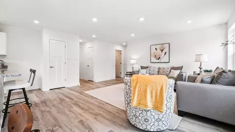 Entry Way - 227 Monroe Ave, Ranson, WV 25438 photo 3 of 4