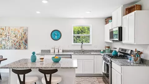 Kitchen - 227 Monroe Ave, Ranson, WV 25438 photo 3 of 7