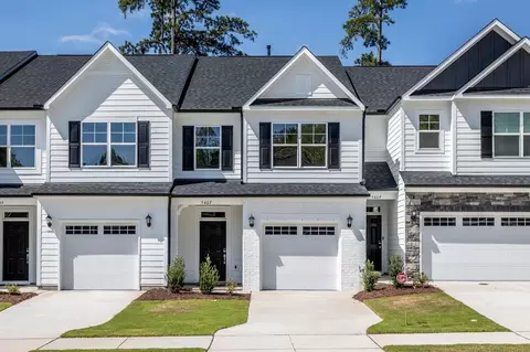 Exterior - 5407 Running Fox Ln, Durham, NC 27703 photo 1 of 4