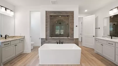 Bath - 429 Canvasback Way, Waller, TX 77484 photo 1 of 7