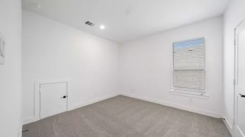 Bedroom - 429 Canvasback Way, Waller, TX 77484 photo 5 of 8