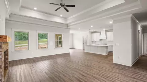 Living - 320 Cornerstone Xing, Brandon, MS 39042 photo 3 of 6