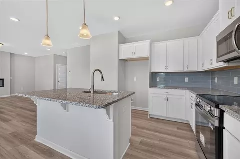 Kitchen - 5 Everly Trl, Rome, GA 30165 photo 2 of 6