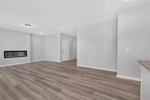 Living - 5 Everly Trl, Rome, GA 30165 photo 6 of 9