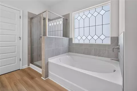 Bath - 5 Everly Trl, Rome, GA 30165 photo 2 of 3