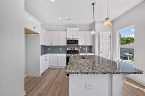 Entry Way - 5 Everly Trl, Rome, GA 30165 photo 3 of 17