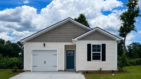 560 Bluff View Ln, Florence, SC 29505