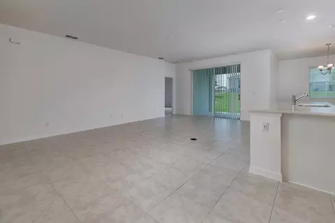 Living - 2011 Town Pasture Dr, Eustis, FL 32726 photo 2 of 2