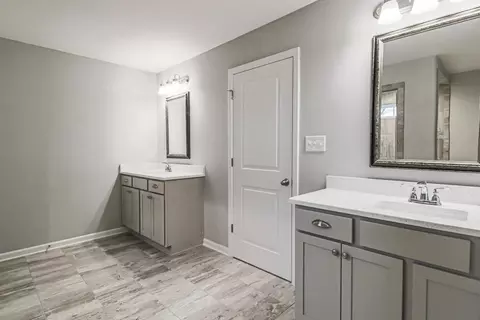 Bath - 7204 Bill Dorn Rd, Appling, GA 30802 photo 2 of 5