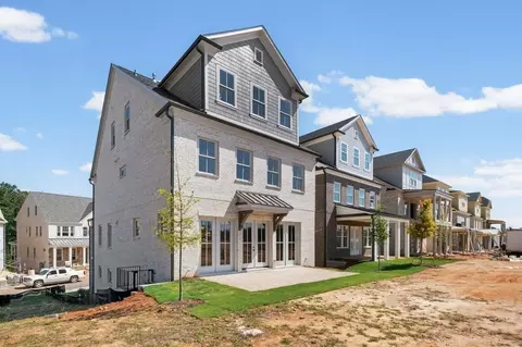 Exterior - 3410 Commander Cv #STE B5, Suwanee, GA 30024 photo 10 of 16