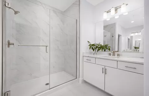 Bath - 1367 California Cir, Milpitas, CA 95035 photo 1 of 2