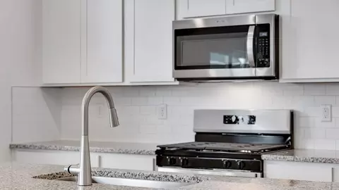 Kitchen - 18101 Coppermallow Trl, Parker, CO 80134 photo 5 of 6
