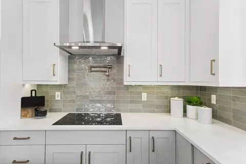 Kitchen - 18923 99th Pl NE, Bothell, WA 98011 photo 4 of 9