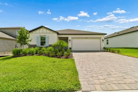 12206 Stirrup Dr, Dade City, FL 33525