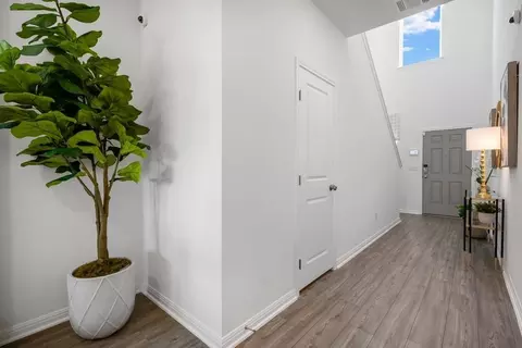 Entry Way - 960 Cherrystone Loop, Buda, TX 78610 photo 3 of 5
