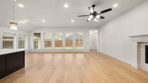 Living - 200 Barton Oak Trl, Georgetown, TX 78628 photo 1 of 2