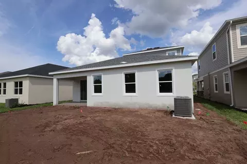 Exterior - 1308 Hyde St, Saint Cloud, FL 34771 photo 5 of 8