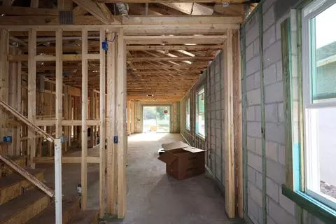 Entry Way - 1308 Hyde St, Saint Cloud, FL 34771 photo 2 of 8