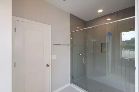 Bath - 1308 Hyde St, Saint Cloud, FL 34771 photo 4 of 4