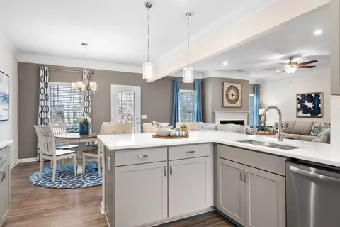 Kitchen - 23 Cheshire Downs Ct, Smithfield, NC 27577 photo 2 of 8