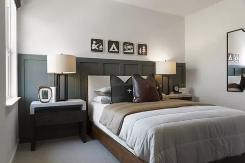 Bedroom - 10925 Amistad Ln, Manor, TX 78653 photo 9 of 13