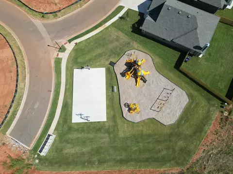 View/Area - 2121 NW 171st St, Edmond, OK 73012 photo 3 of 9