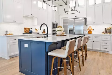 Kitchen - 2121 NW 171st St, Edmond, OK 73012 photo 1 of 4
