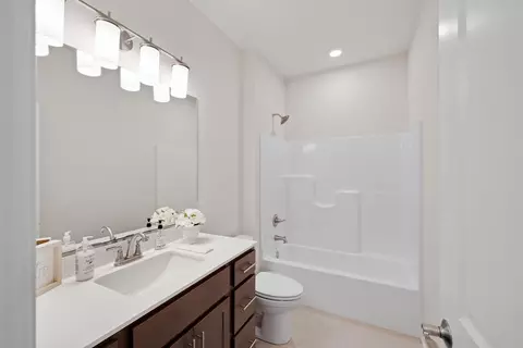 Bath - 2323 E 101st Ave, Crown Point, IN 46307 photo 1 of 3