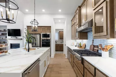 Kitchen - 3761 Long Stem St, Venus, TX 76084 photo 3 of 14