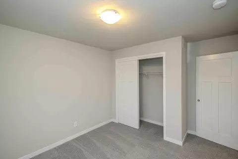 Bedroom - Bannister Dr, Ankeny, IA 50021 photo 1 of 5