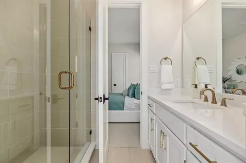 Bath - 4805 Triadic Ln, Prosper, TX 75078 photo 6 of 9