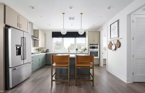 Kitchen - 128 Bridle Dr, Burbank, CA 91506 photo 1 of 9