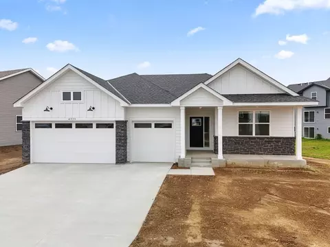 4975 Noble Ln NW, Rochester, MN 55901