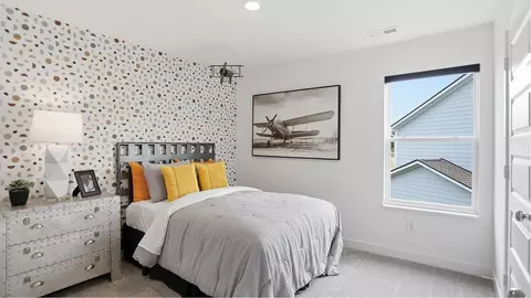 Bedroom - 8132 Augusta Creek Dr, Pendleton, IN 46064 photo 9 of 10