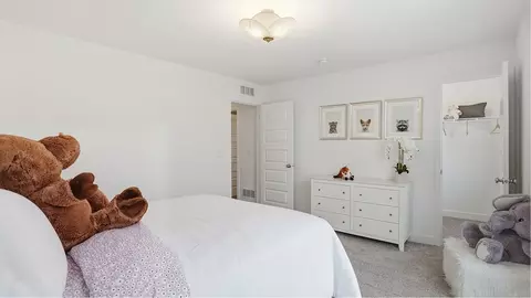 Bedroom - 8132 Augusta Creek Dr, Pendleton, IN 46064 photo 8 of 10