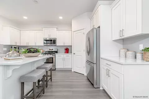 Kitchen - 1200 S 32nd Ave, Cornelius, OR 97113 photo 6 of 8