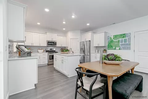 Kitchen - 1200 S 32nd Ave, Cornelius, OR 97113 photo 5 of 8