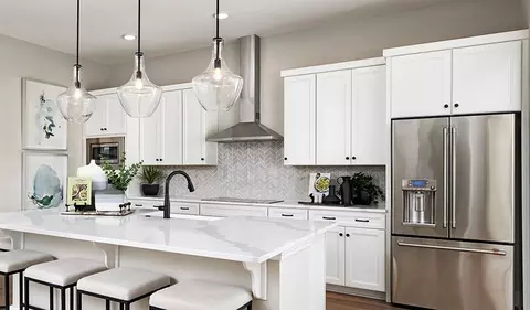 Kitchen - 967 N Falling Water Way, Eagle, ID 83616 photo 3 of 6