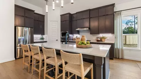 Kitchen - 527 Coen Cain Dr, Rosenberg, TX 77471 photo 2 of 5