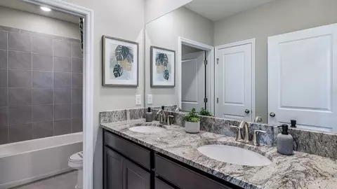 Bath - 6045 SW 46th Dr, Gainesville, FL 32608 photo 3 of 6