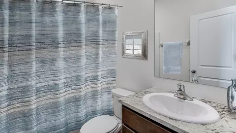 Bath - 6045 SW 46th Dr, Gainesville, FL 32608 photo 6 of 6