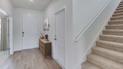 Entry Way - 6045 SW 46th Dr, Gainesville, FL 32608 photo 2 of 2