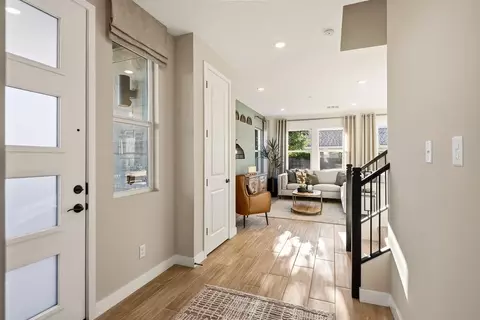 Entry Way - 1819 E Kramer St, Mesa, AZ 85203 photo 1 of 5
