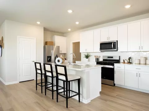 Kitchen - 1601 Arches Rd, Anna, TX 75409 photo 2 of 2