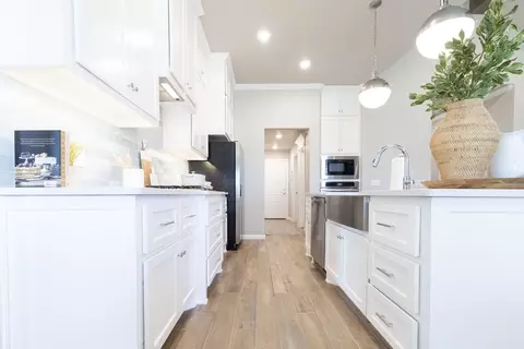Entry Way - 701 Still Mdws, Guthrie, OK 73044 photo 1 of 12