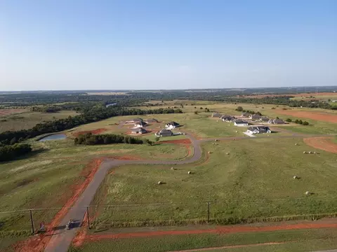 View/Area - 701 Still Mdws, Guthrie, OK 73044 photo 5 of 12