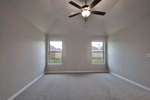 Bedroom - 701 Still Mdws, Guthrie, OK 73044 photo 5 of 15