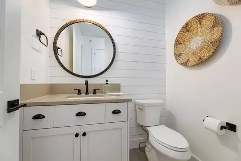 Bath - 4390 W Strant Dr, Eagle, ID 83616 photo 7 of 7
