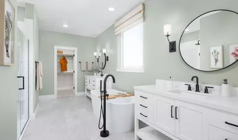 Bath - 237 Weathervane Dr, Lathrop, CA 95330 photo 1 of 3