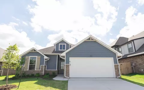 15228 Bedford Rd, Edmond, OK 73013